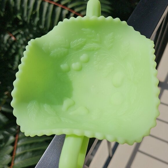 Fenton Uranium Lime Green Satin Footed Candy Dish With Handles Geiger Checked - Picture 14 of 15